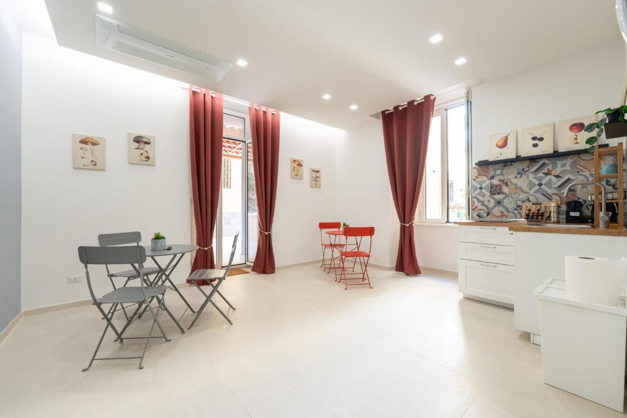 Napoli Maison Suite Екстериор снимка